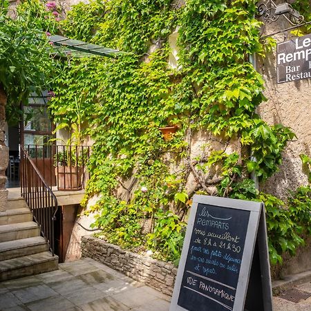 Hotel Restaurant Les Remparts 브나스크 외부 사진